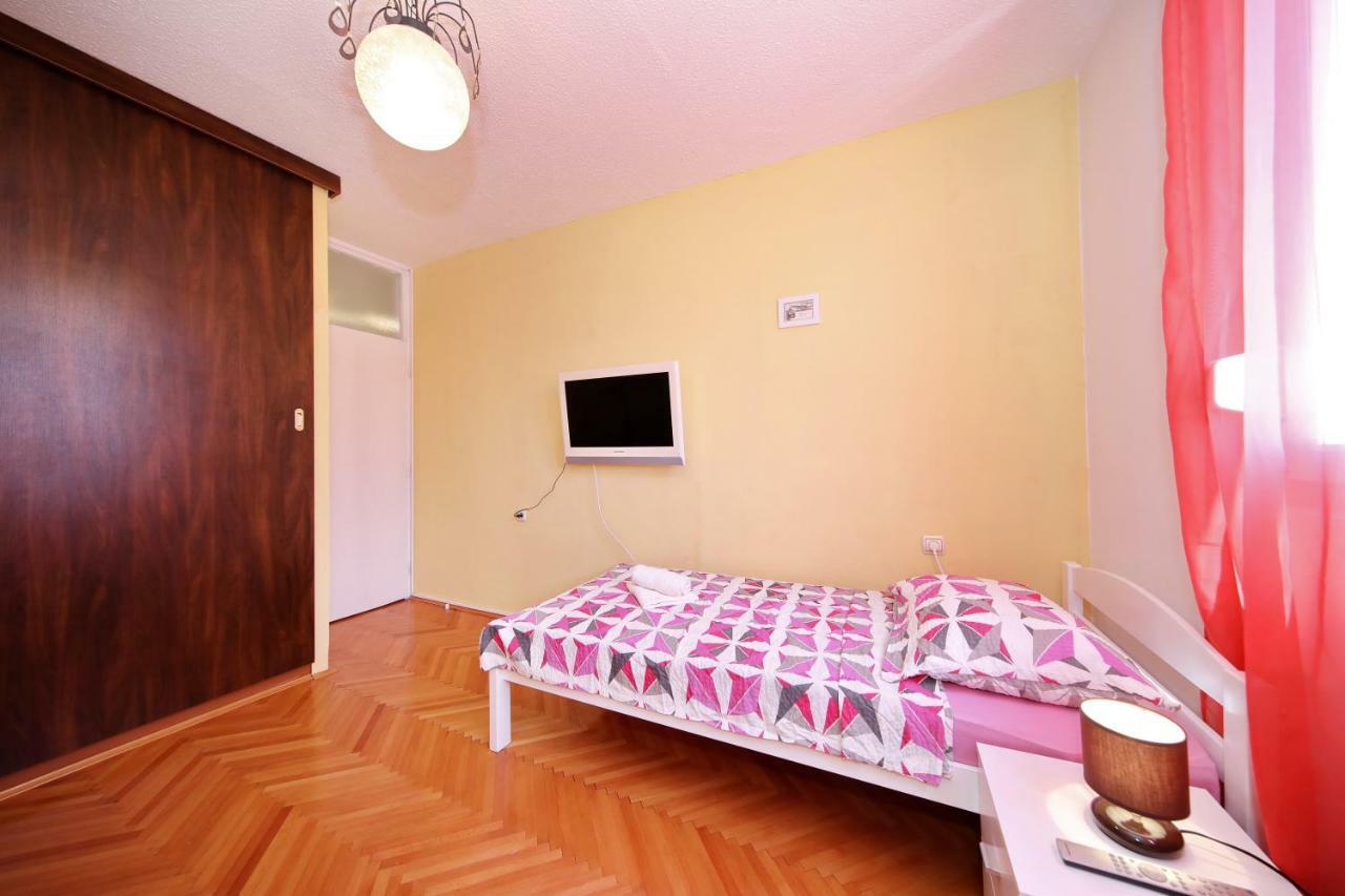 Apartman Lana In City Centre With Garage Zadar Exterior foto