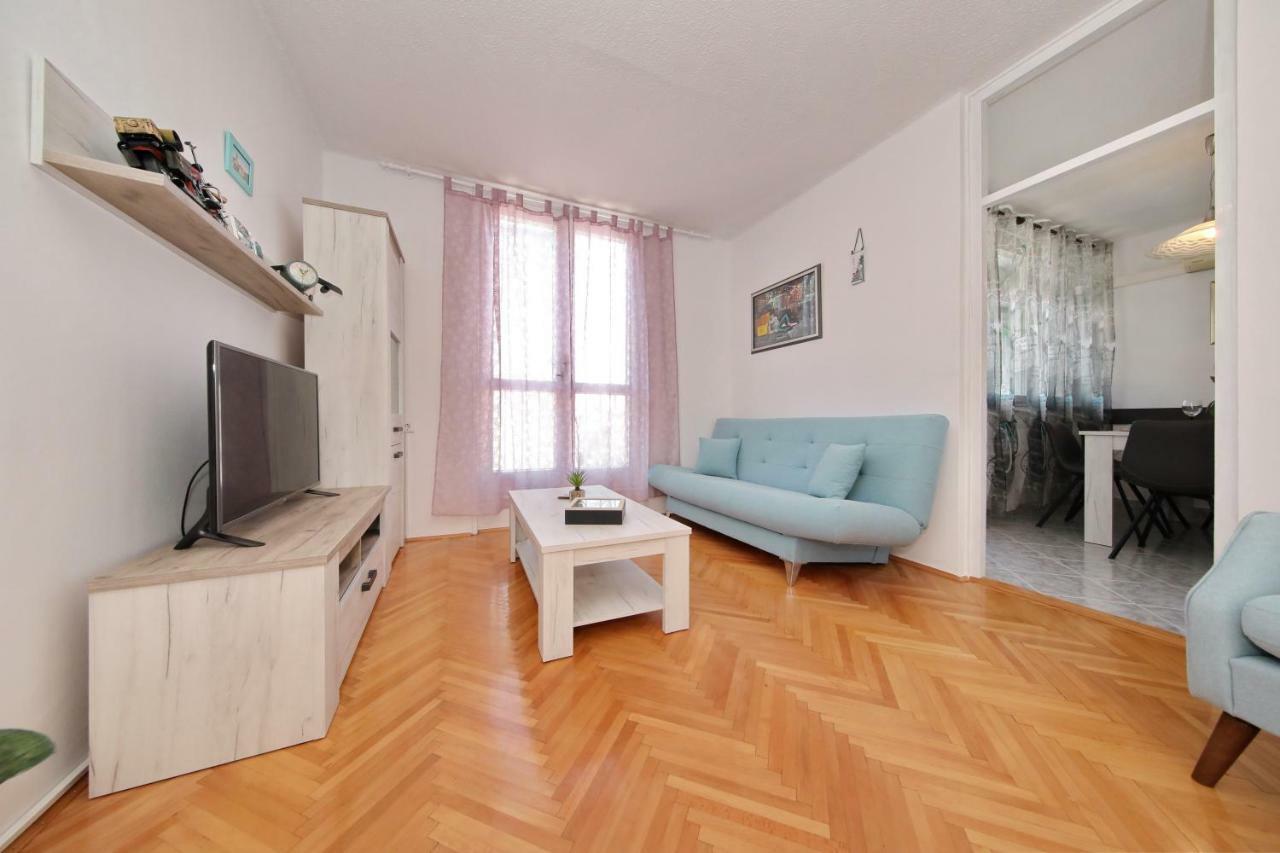 Apartman Lana In City Centre With Garage Zadar Exterior foto