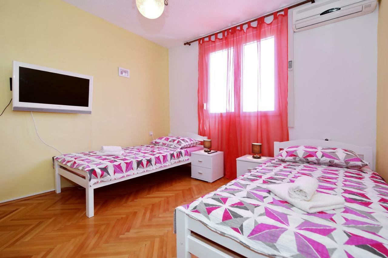 Apartman Lana In City Centre With Garage Zadar Exterior foto