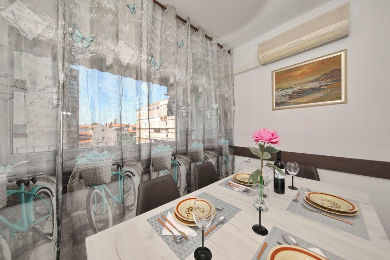 Apartman Lana In City Centre With Garage Zadar Exterior foto